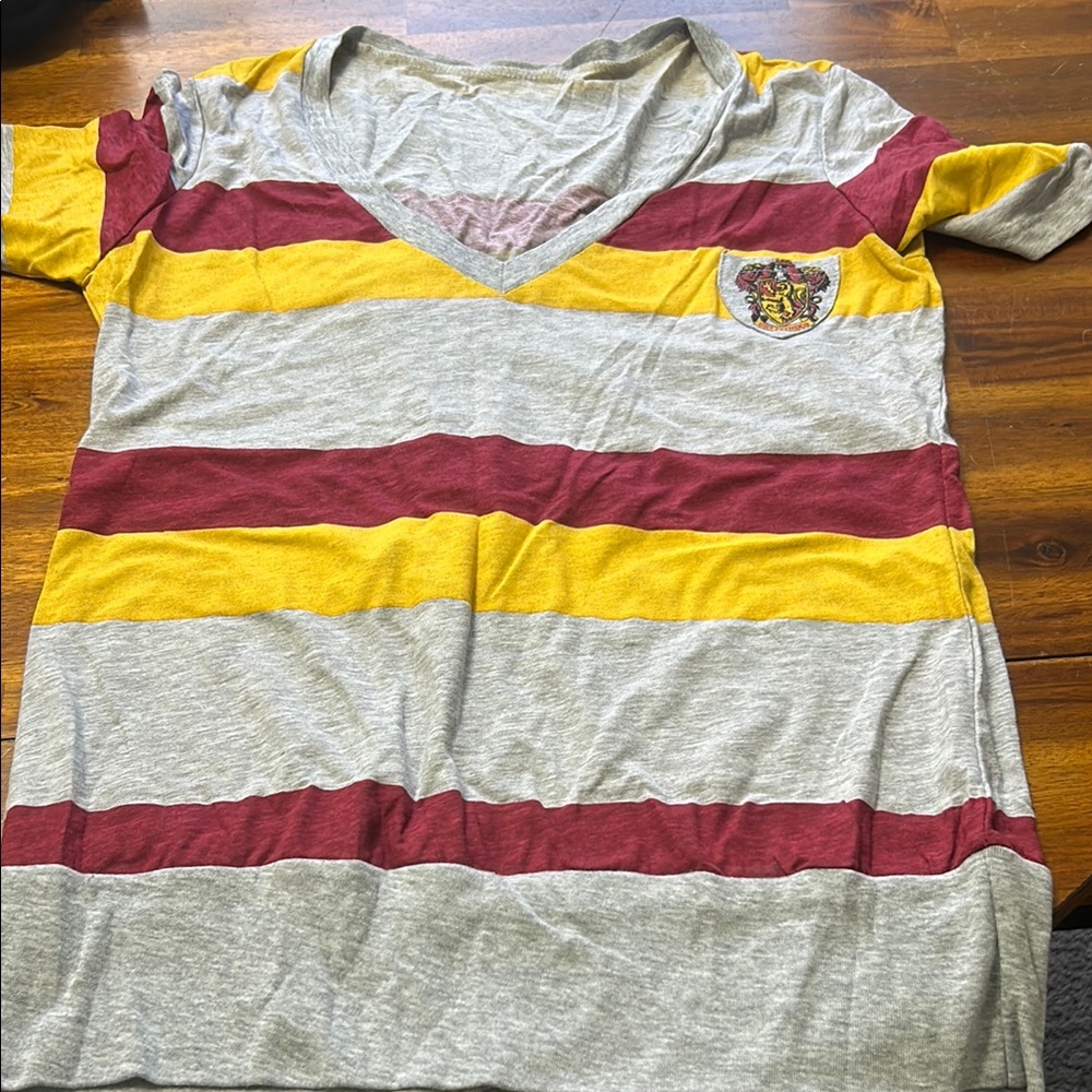 Harry potter top pit to pit‎ 17.5 no size